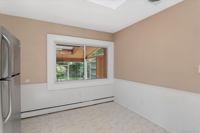62 Aspen Lane, Stony Brook, NY 11790