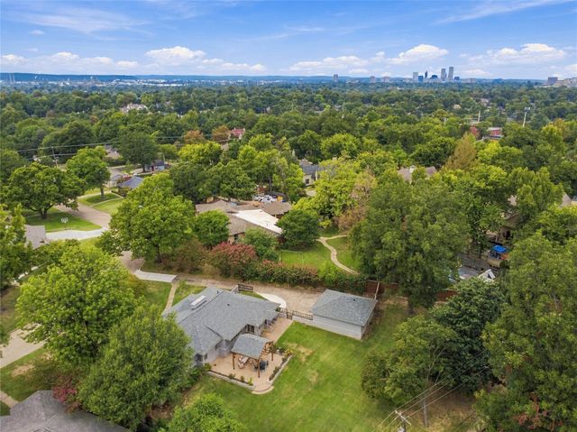 3701 Atlanta Avenue S, Tulsa, OK 74105