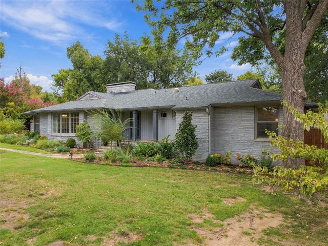 3701 Atlanta Avenue S, Tulsa, OK 74105
