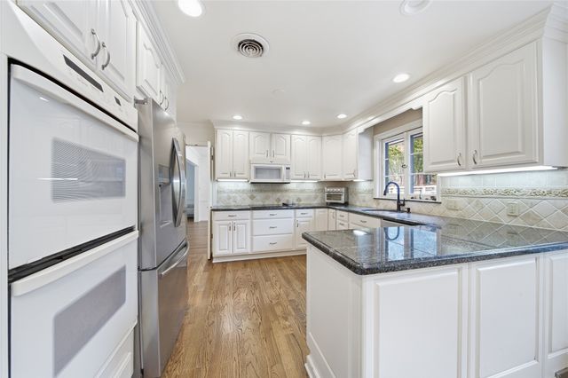 3701 Atlanta Avenue S, Tulsa, OK 74105