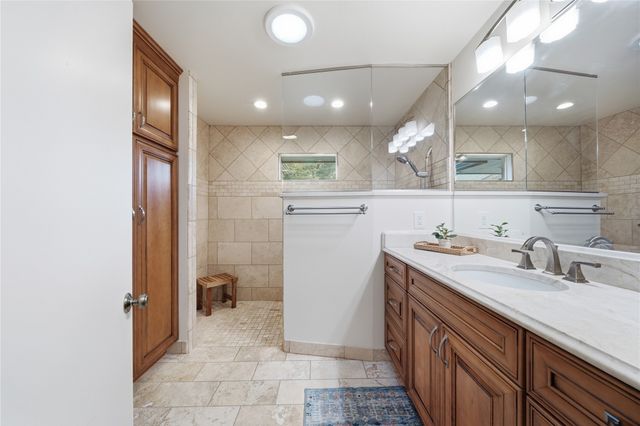 3701 Atlanta Avenue S, Tulsa, OK 74105