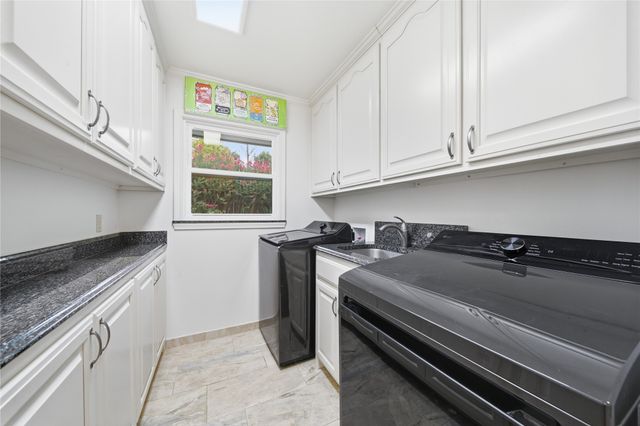 3701 Atlanta Avenue S, Tulsa, OK 74105