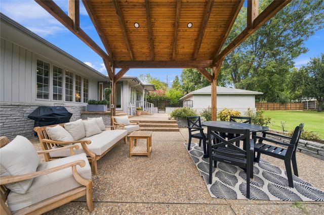 3701 Atlanta Avenue S, Tulsa, OK 74105