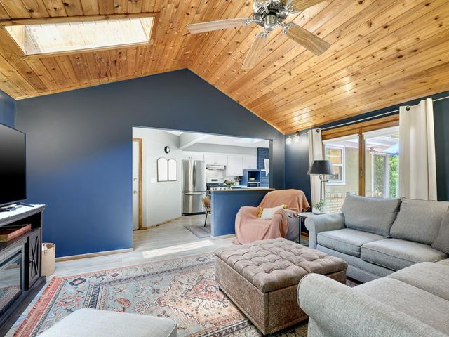 779 Redwood Lane, New Brighton, MN 55112