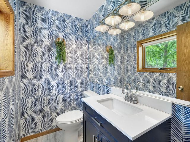 779 Redwood Lane, New Brighton, MN 55112