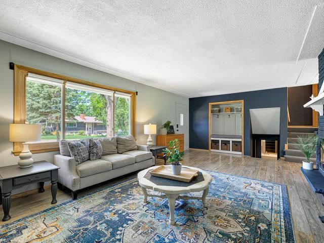 779 Redwood Lane, New Brighton, MN 55112