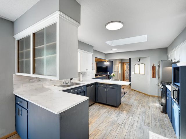 779 Redwood Lane, New Brighton, MN 55112