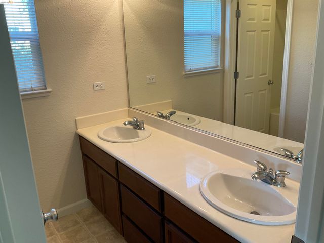 1360 Tiffany Drive, Brentwood, CA 94513