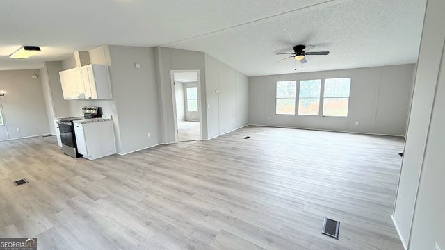 410 Crystal Drive, Carrollton, GA 30116