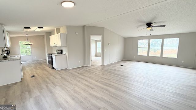 410 Crystal Drive, Carrollton, GA 30116