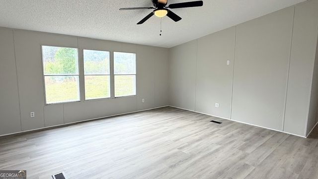 410 Crystal Drive, Carrollton, GA 30116