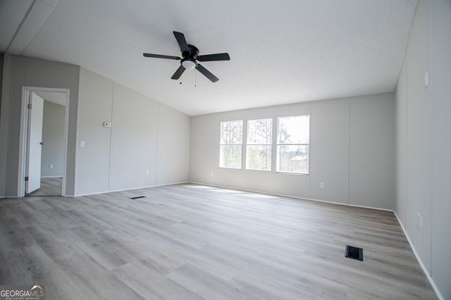 410 Crystal Drive, Carrollton, GA 30116