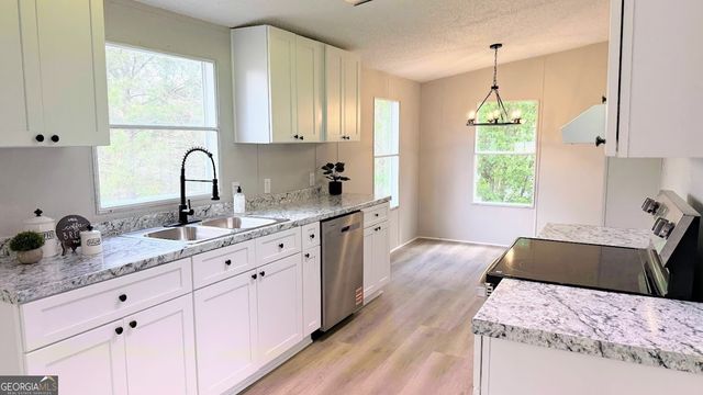 410 Crystal Drive, Carrollton, GA 30116