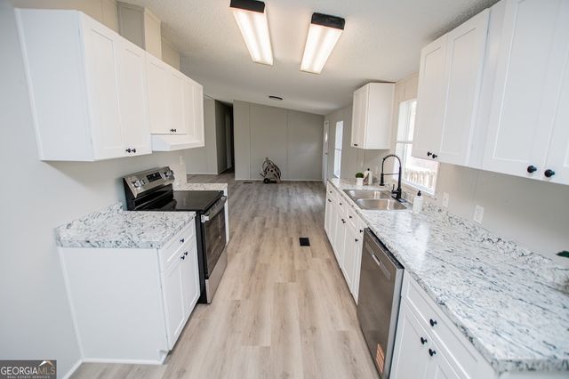 410 Crystal Drive, Carrollton, GA 30116