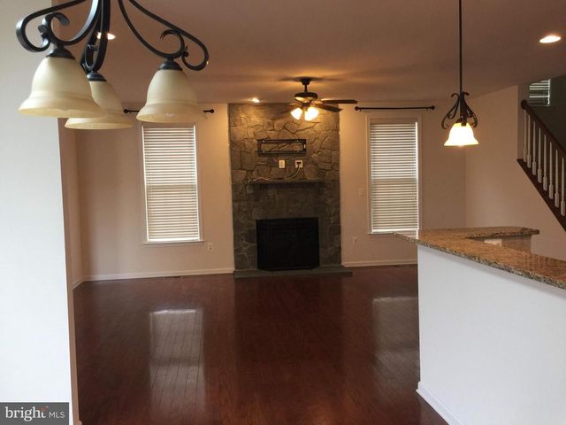 43165 BARNSTEAD DR, Ashburn, VA 20148