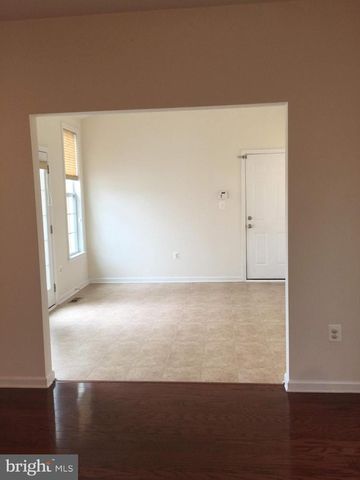 43165 BARNSTEAD DR, Ashburn, VA 20148