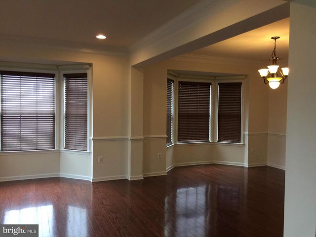 43165 BARNSTEAD DR, Ashburn, VA 20148