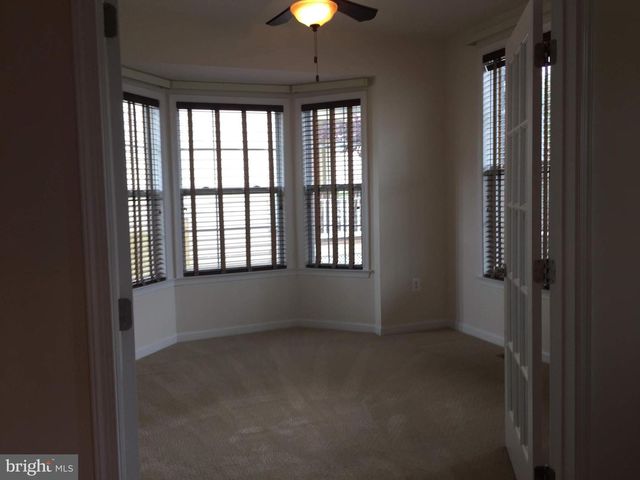 43165 BARNSTEAD DR, Ashburn, VA 20148
