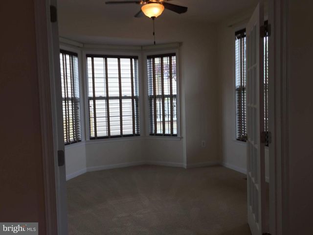 43165 BARNSTEAD DR, Ashburn, VA 20148