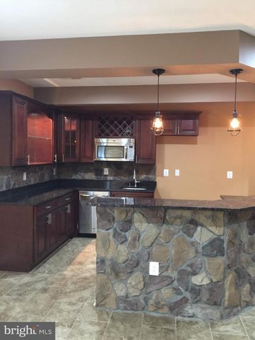 43165 BARNSTEAD DR, Ashburn, VA 20148