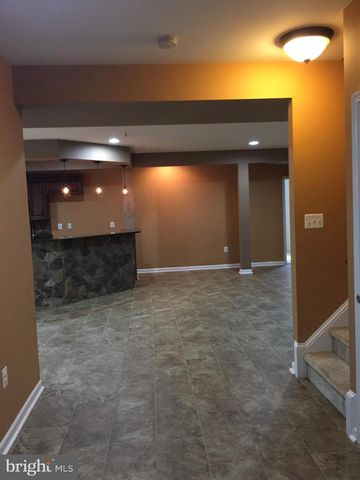 43165 BARNSTEAD DR, Ashburn, VA 20148