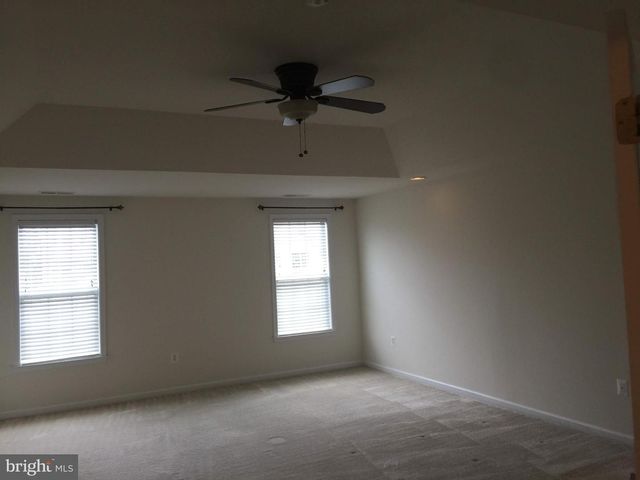 43165 BARNSTEAD DR, Ashburn, VA 20148