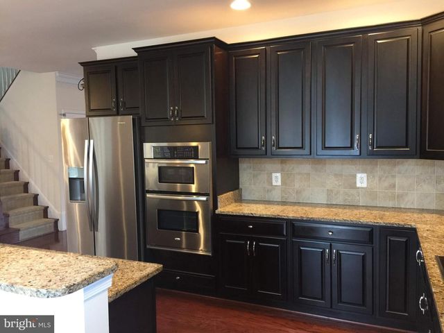 43165 BARNSTEAD DR, Ashburn, VA 20148