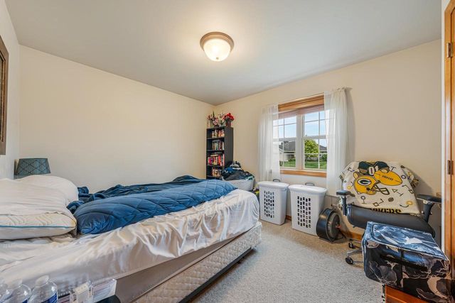 2361 INDY COURT, De Pere, WI 54115