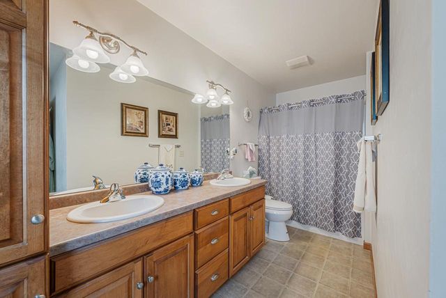 2361 INDY COURT, De Pere, WI 54115