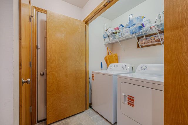2361 INDY COURT, De Pere, WI 54115