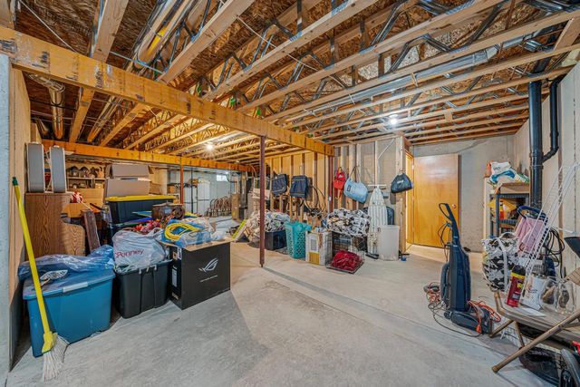 2361 INDY COURT, De Pere, WI 54115