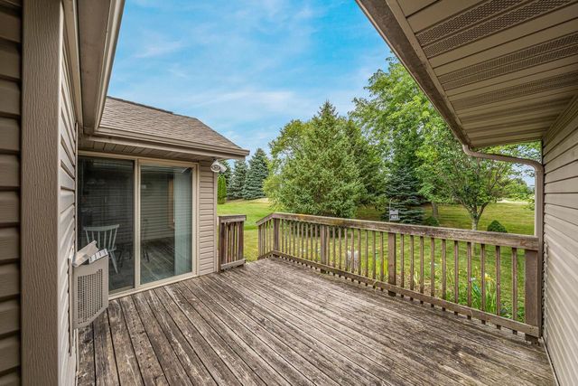 2361 INDY COURT, De Pere, WI 54115