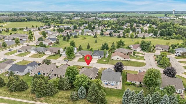 2361 INDY COURT, De Pere, WI 54115