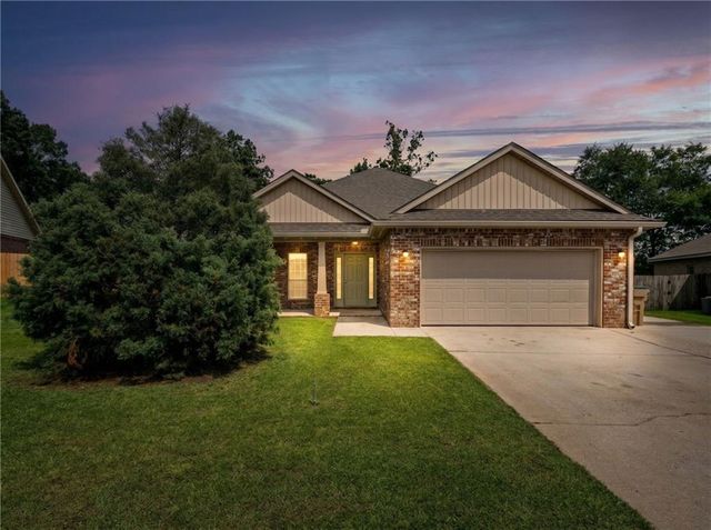 5131 Savage Loop E, Theodore, AL 36582