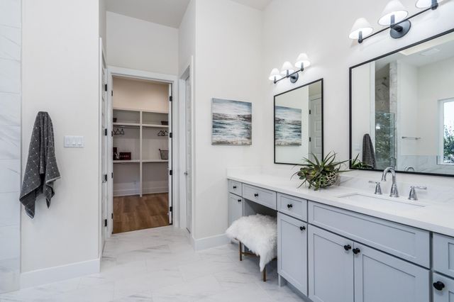 2311 Saxon Drive, Houston, TX 77018