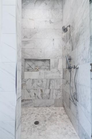 2311 Saxon Drive, Houston, TX 77018