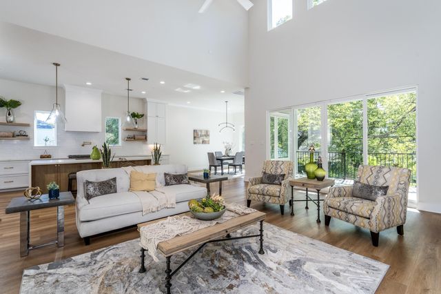 2311 Saxon Drive, Houston, TX 77018