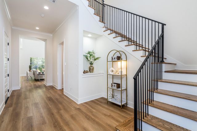 2311 Saxon Drive, Houston, TX 77018