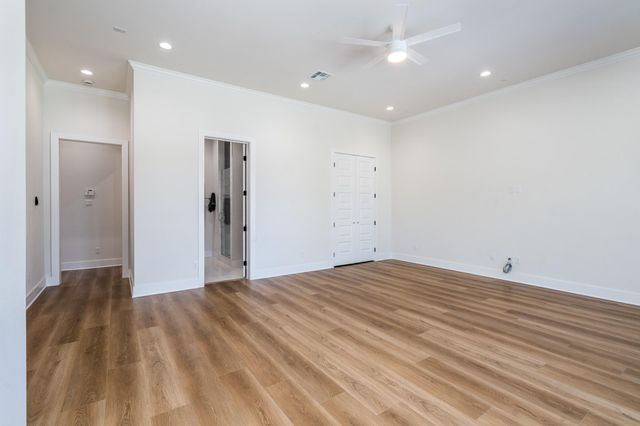 2311 Saxon Drive, Houston, TX 77018