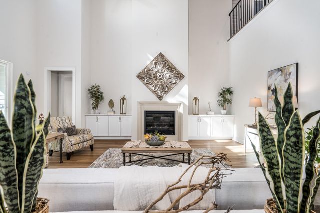 2311 Saxon Drive, Houston, TX 77018