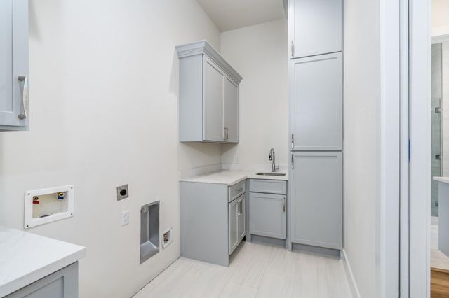 2311 Saxon Drive, Houston, TX 77018