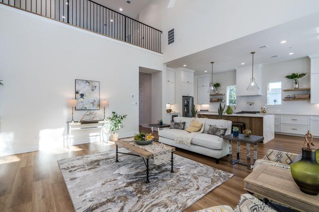 2311 Saxon Drive, Houston, TX 77018