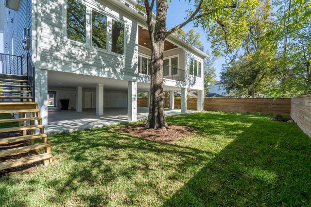 2311 Saxon Drive, Houston, TX 77018