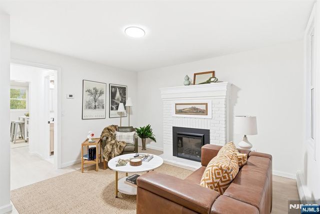 86 Roosevelt Avenue, Belleville, NJ 07109