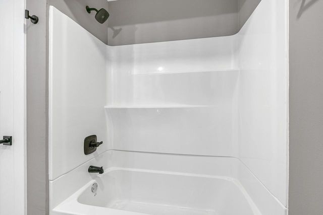 5105 S Small ROAD, New Berlin, WI 53151