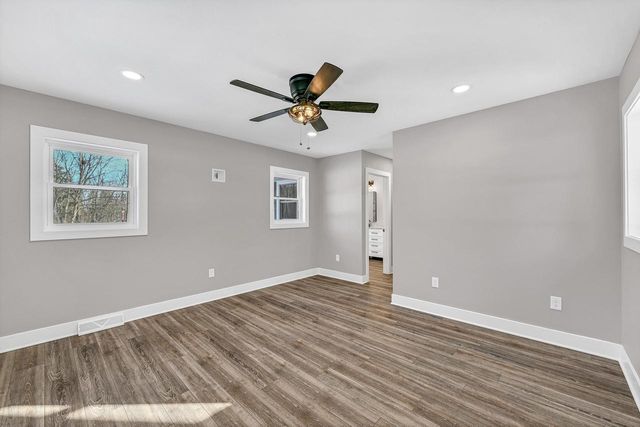 5105 S Small ROAD, New Berlin, WI 53151