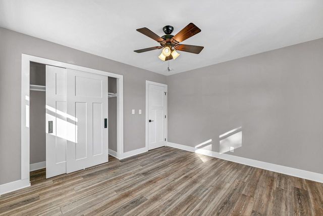 5105 S Small ROAD, New Berlin, WI 53151