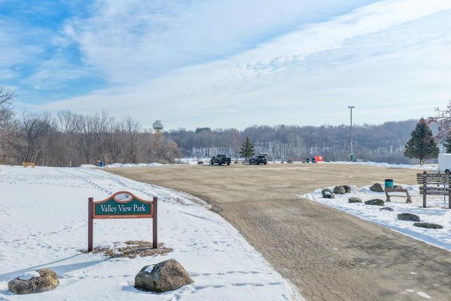 5105 S Small ROAD, New Berlin, WI 53151