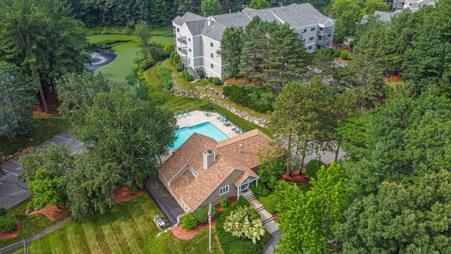 12 Ledgewood Hills Dr Apt 302, Nashua, NH 03062
