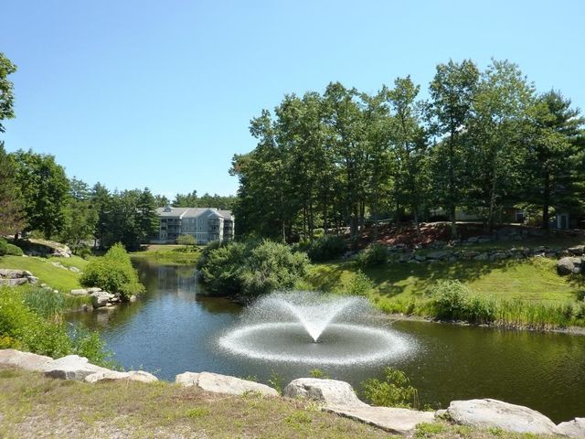 12 Ledgewood Hills Dr Apt 302, Nashua, NH 03062